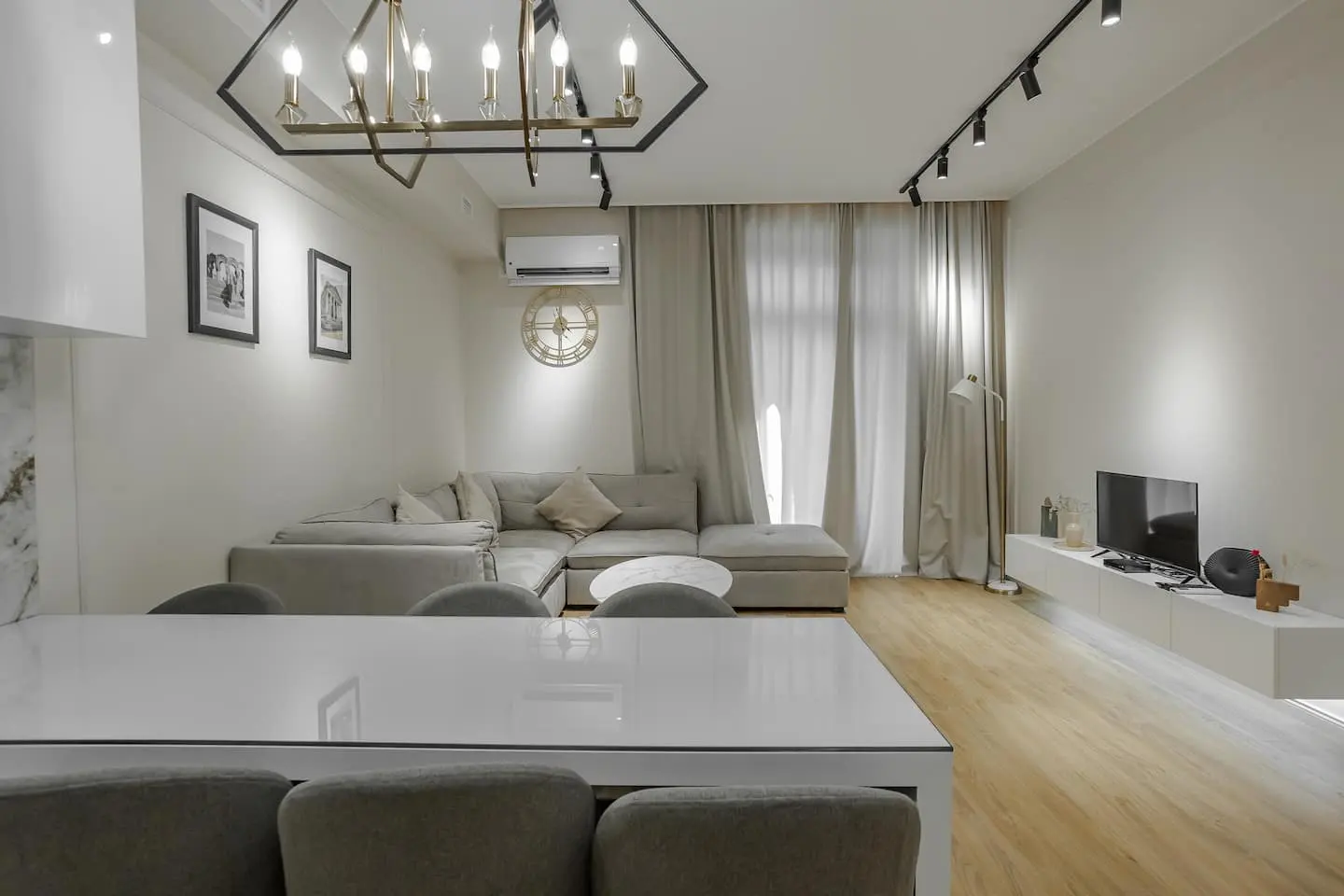 Appartement design et cosy sur la rue branchée Tumanyan